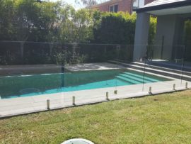 Frameless Pool Fencing 20170221-1