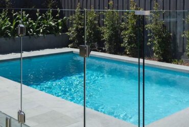 Top 5 Reasons to Enhance Your Pool with Elegant Fence in Melbourne